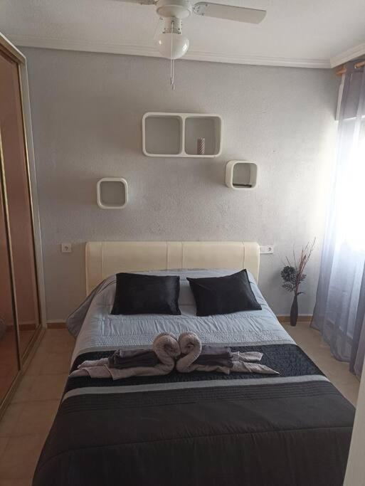 Apartamento Precioso Piso En Frente Del Mar Torrevieja Exterior foto