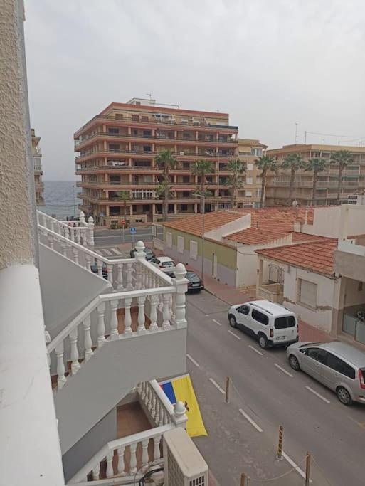 Apartamento Precioso Piso En Frente Del Mar Torrevieja Exterior foto