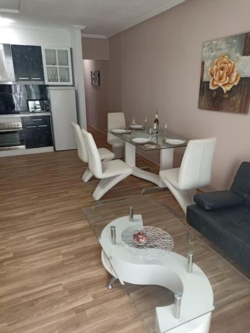 Apartamento Precioso Piso En Frente Del Mar Torrevieja Exterior foto